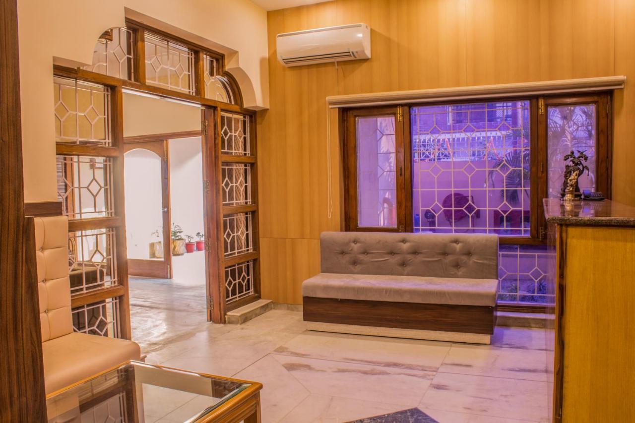 Lav Kush International Hotel - Varanasi — Photos 3